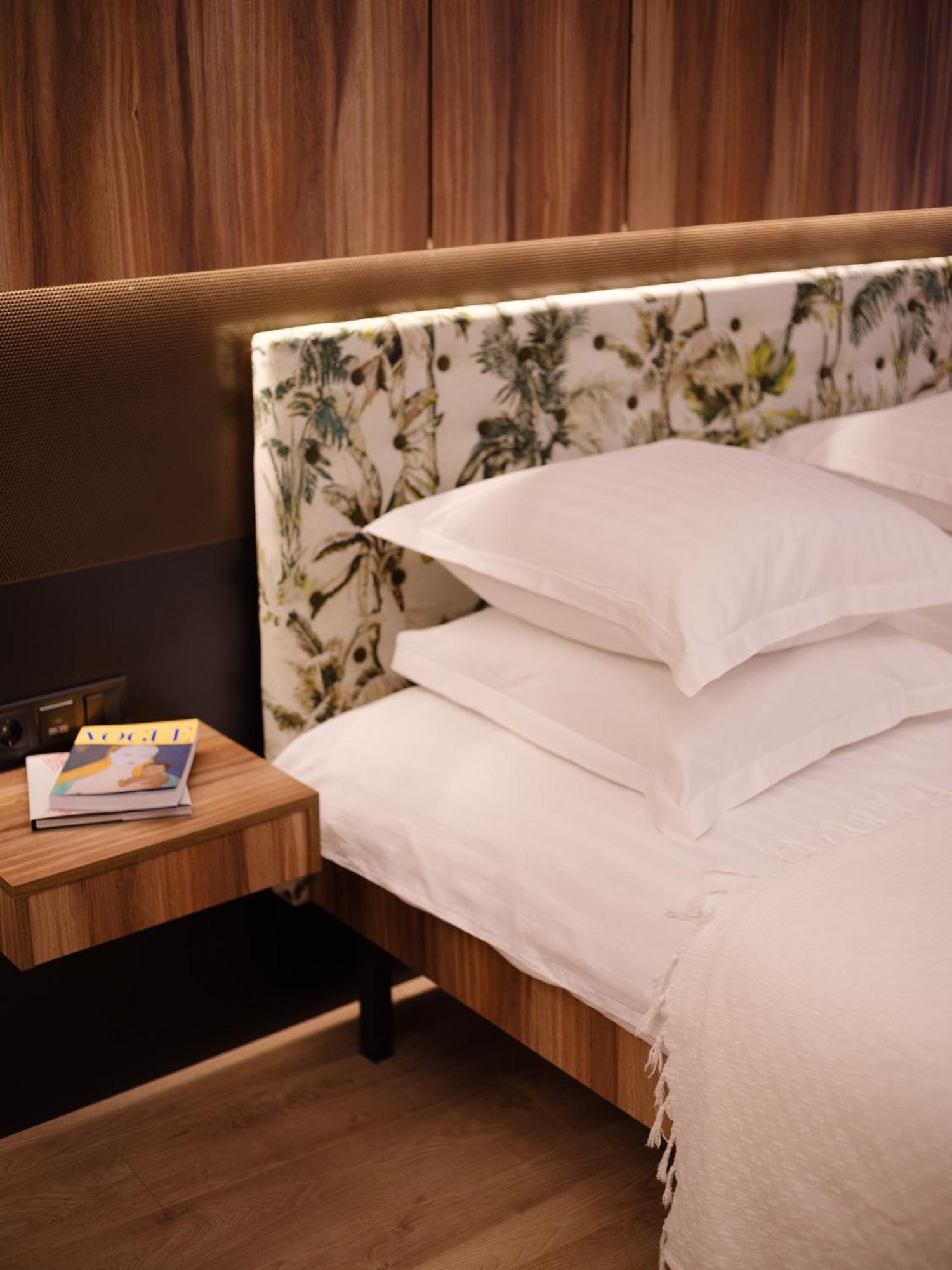 Mola Mola Apart Hotel Lviv Kültér fotó