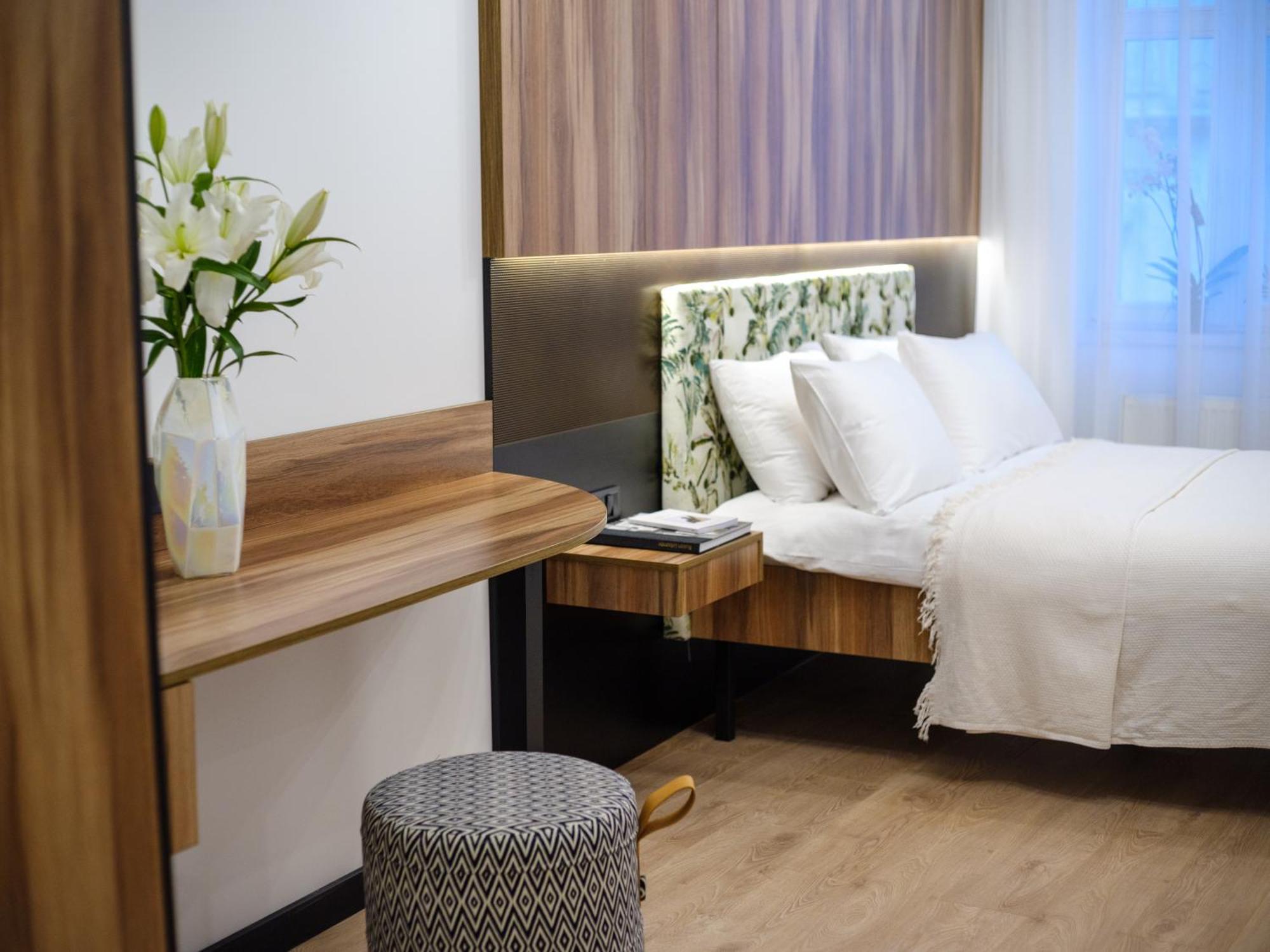 Mola Mola Apart Hotel Lviv Kültér fotó